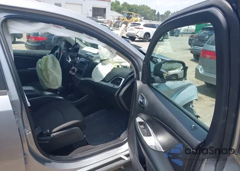 2018 Dodge Journey Se from USA, damaged, VIN 3C4PDCAB8JT529768